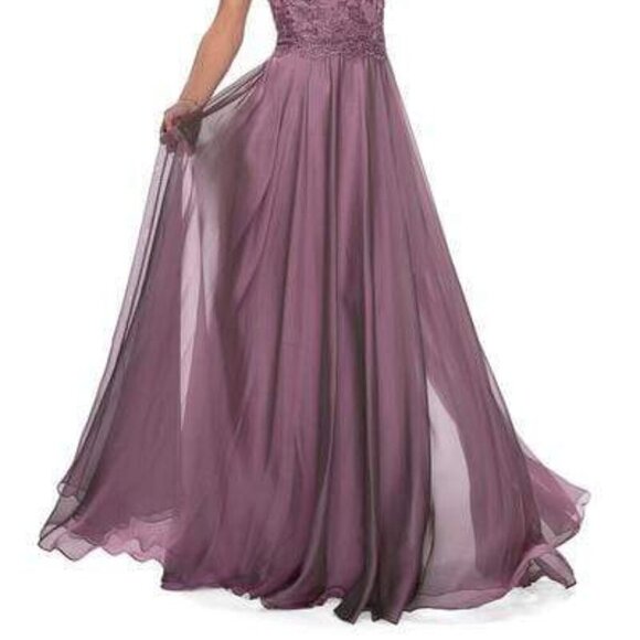 NWT La Femme 27098SC Chiffon Mother of The Bride Dress Dusty Lilac Size 6 and 8 - Picture 2 of 8